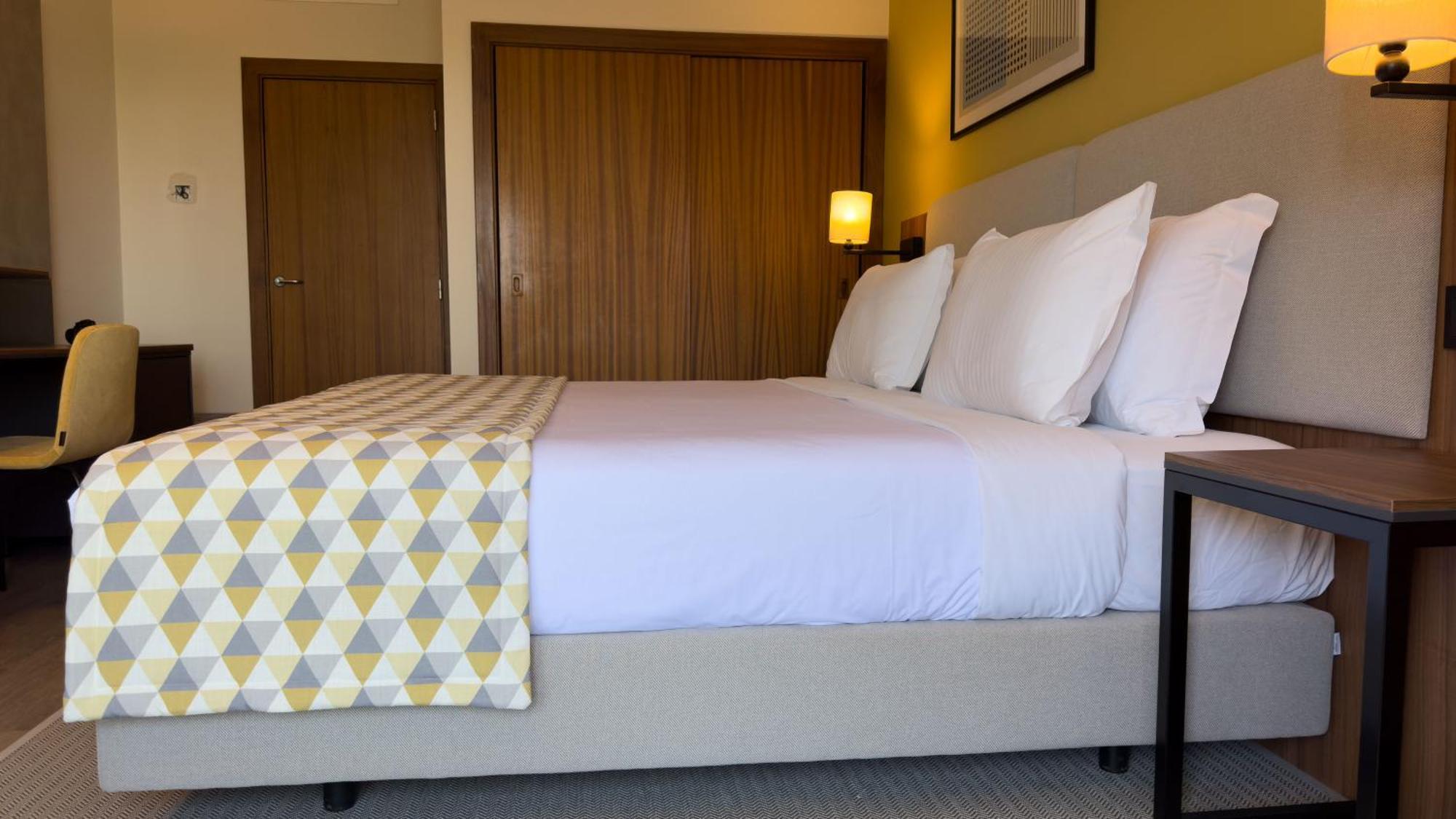 Holiday Inn Algarve Albufeira By Ihg Szoba fotó